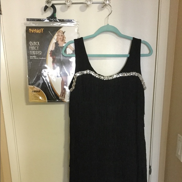Dresses & Skirts - Fancy Black Flapper costume dress